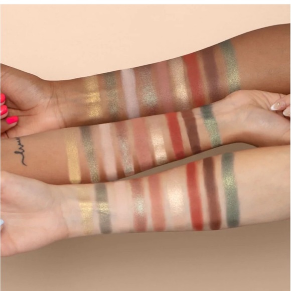 Ciate London Trend Edit Palette "Olive" 9-Pan Eyeshadow Palette - Picture 4 of 5